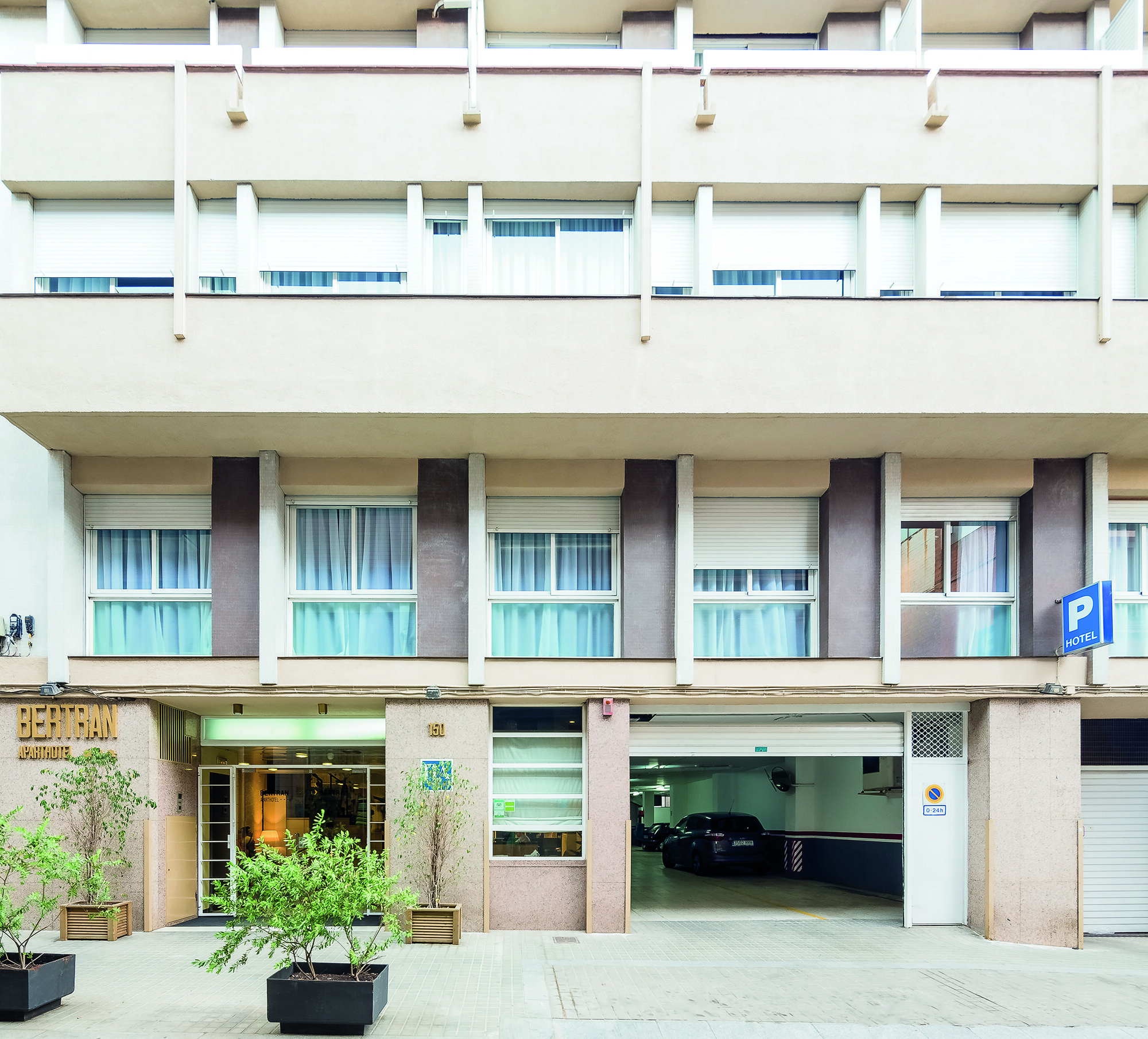 Aparthotels Bertran
