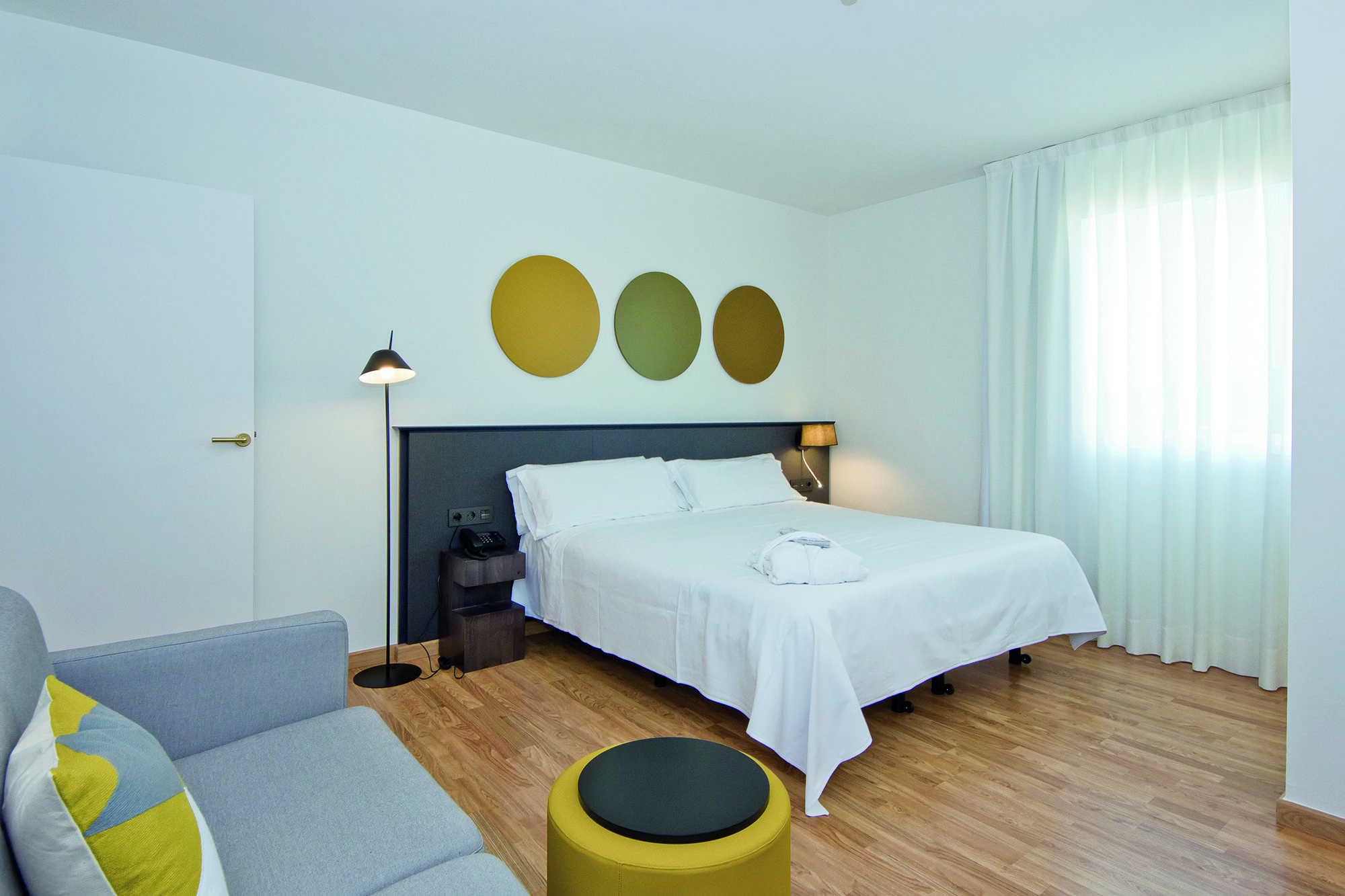 Aparthotel Atenea Vallès 2