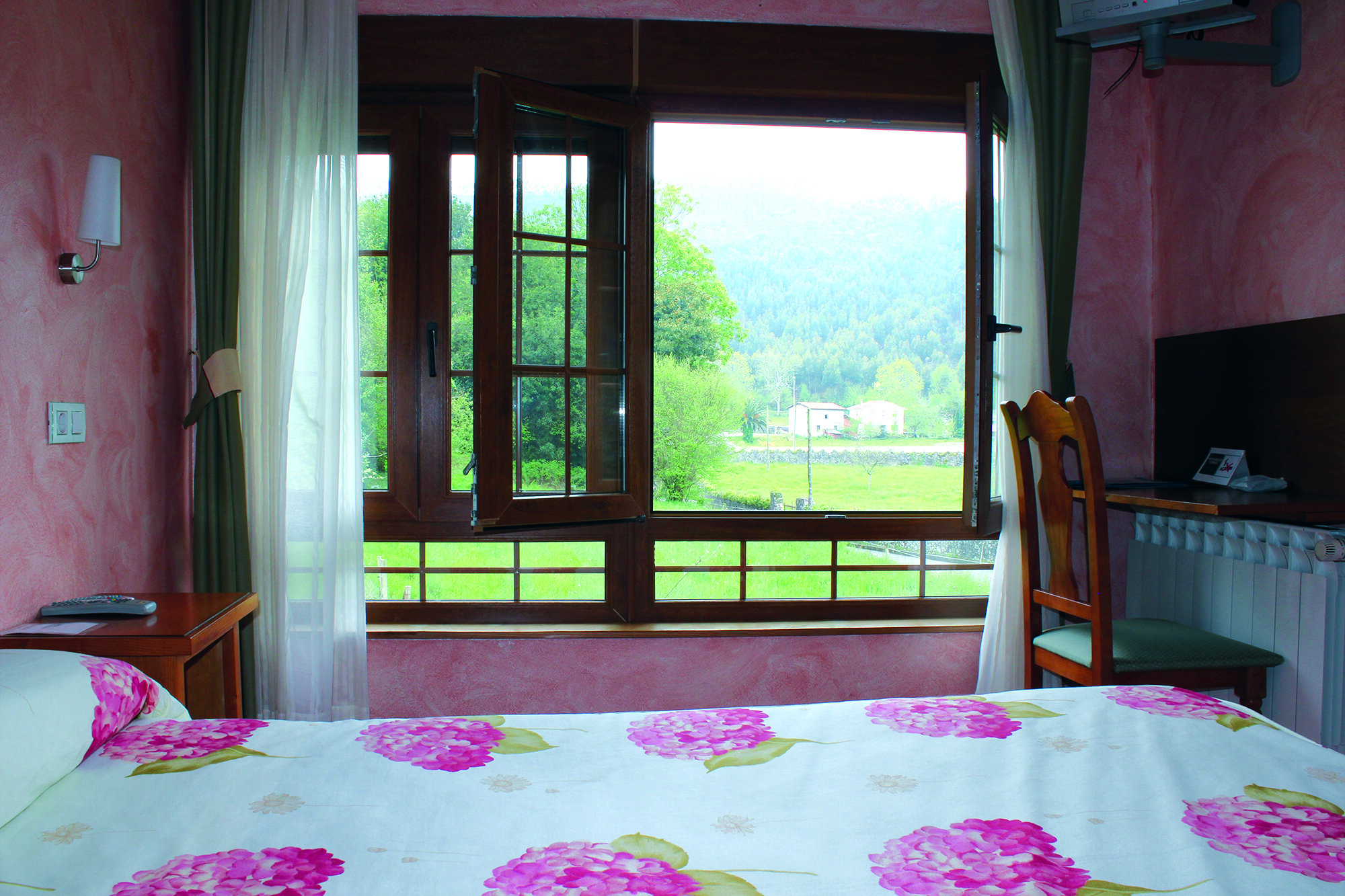 Hotel Pugide 2