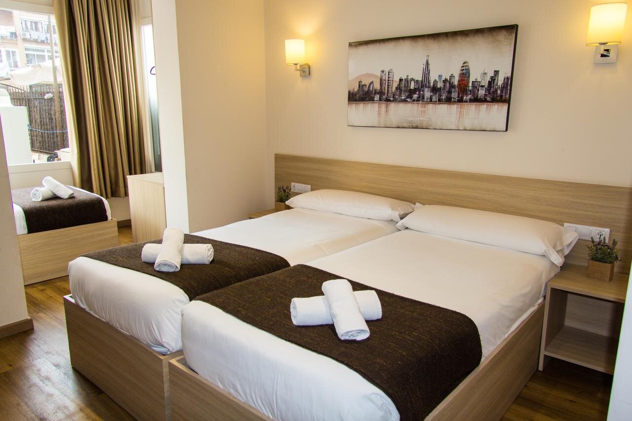 Hostal Barcelona Travel 3