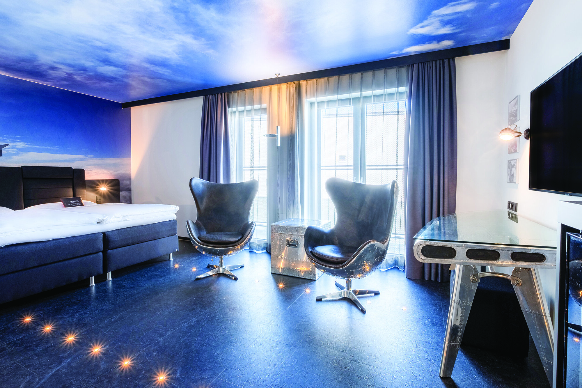 V8 Hotel Koln @MOTORWORLD 2