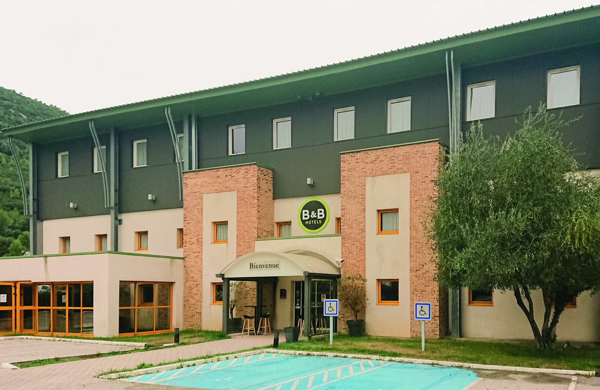 Hôtel B&B Aubagne Gémenos 2