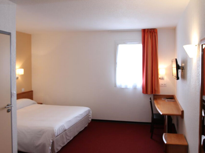 Brit Hotel Villeneuve sur Lot 2