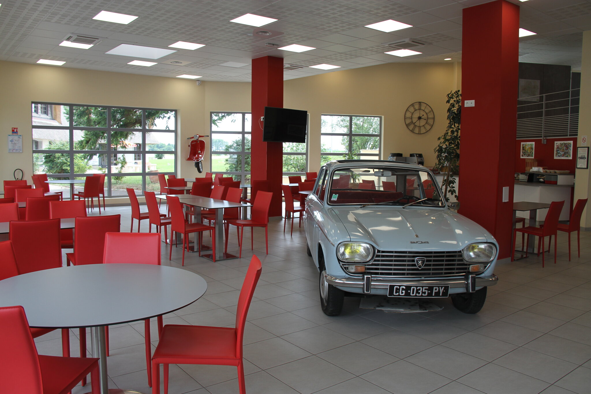 Brit Hotel Montargis 5