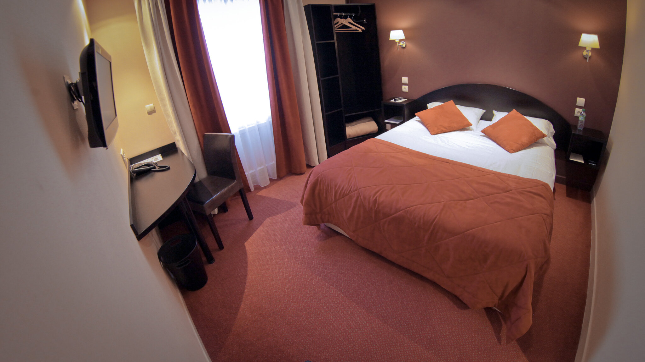 Brit Hotel Les Voyageurs 3