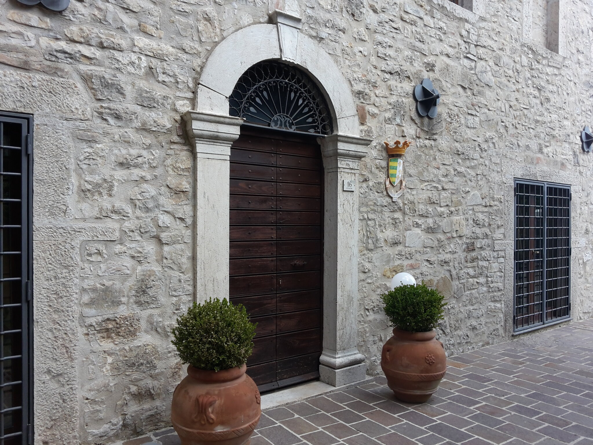 Castello Izzalini Todi Resort 5