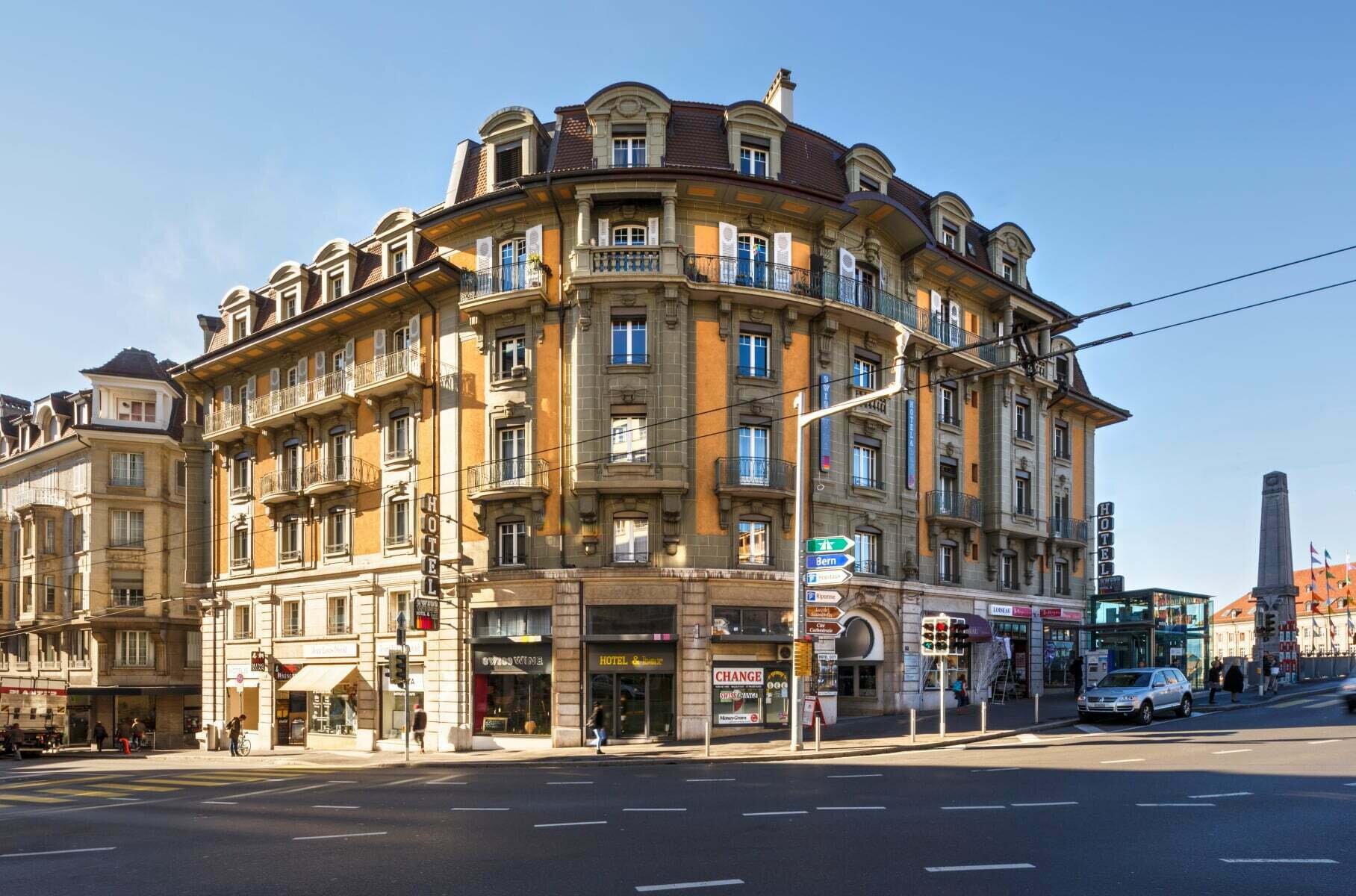 Swiss Wine Hotel by Fassbind 3