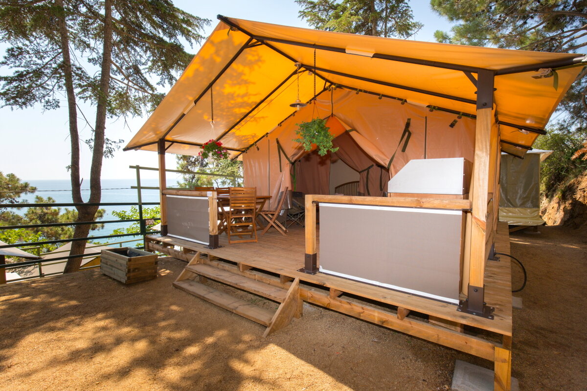 Camping El Far