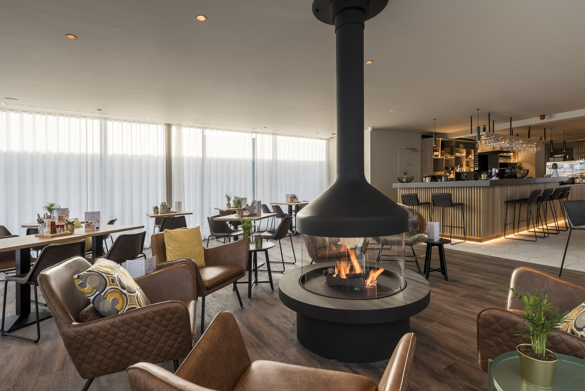 Premier Suites Plus Antwerp 3
