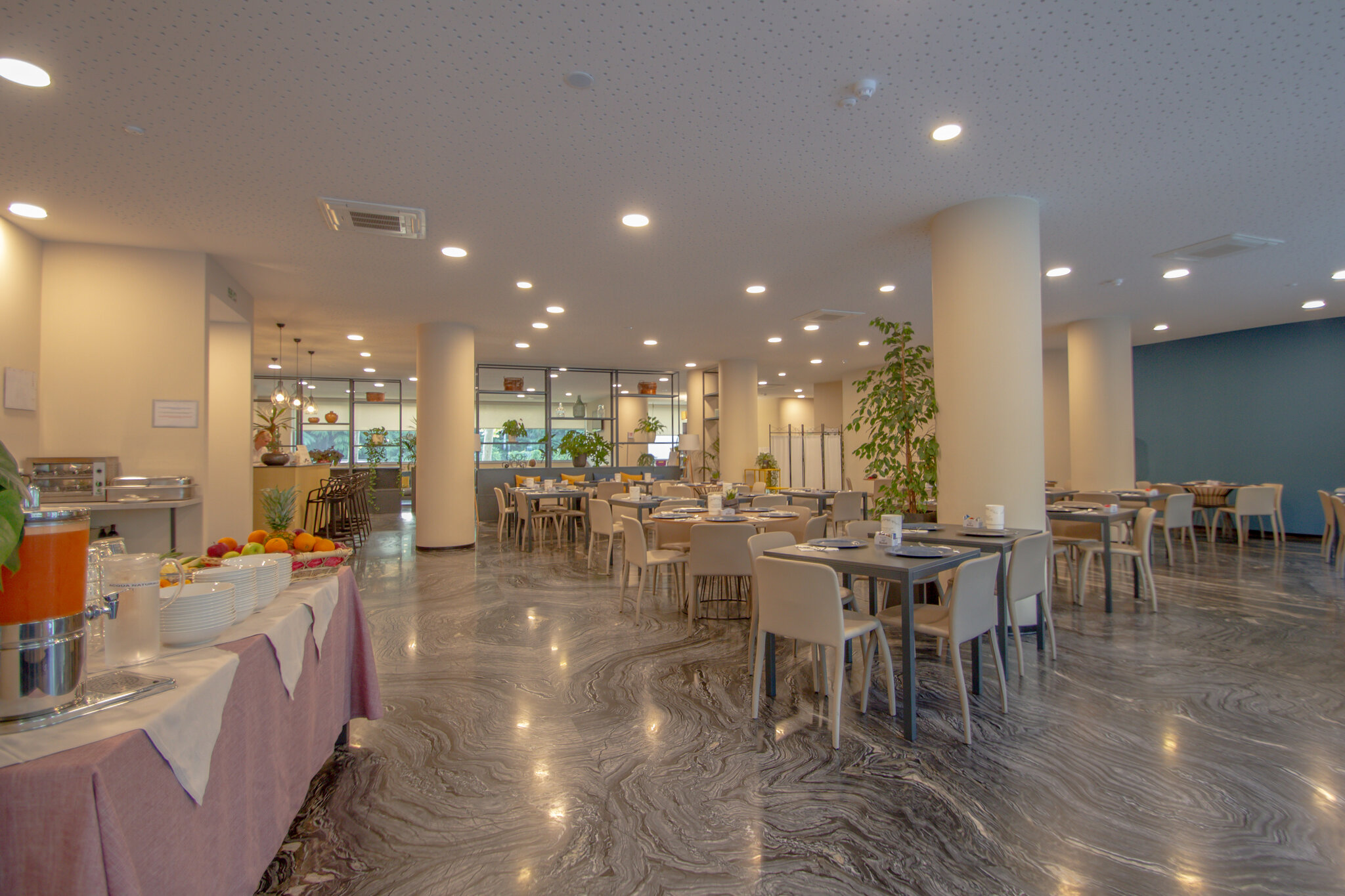 Ark Hotel 2