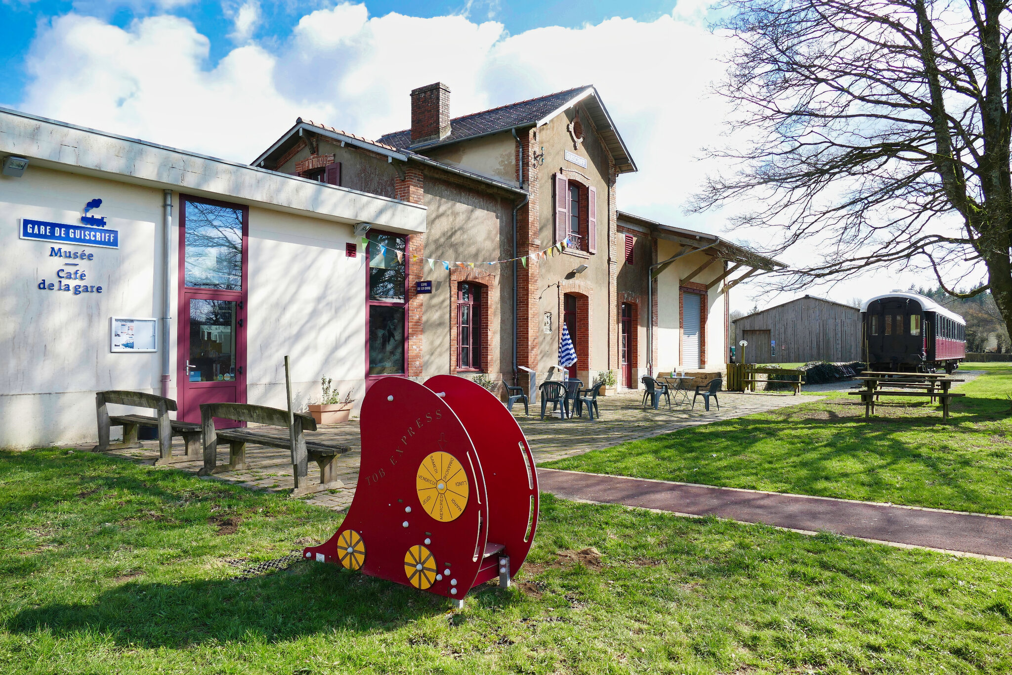 Loisirs en Gare de Guiscriff