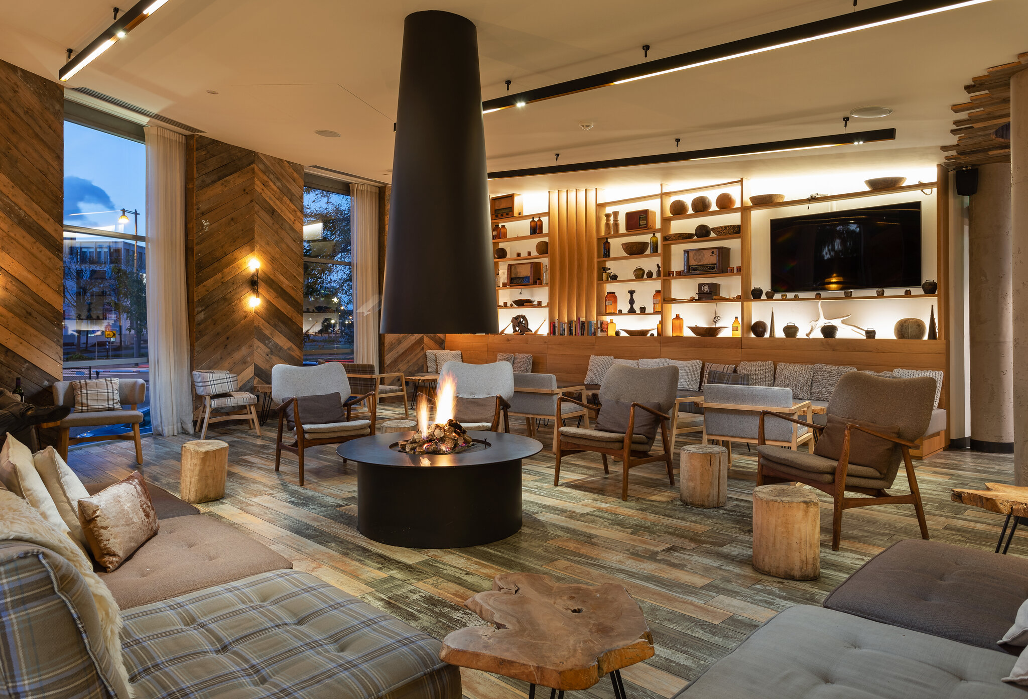 Urban Lodge Hotel 3