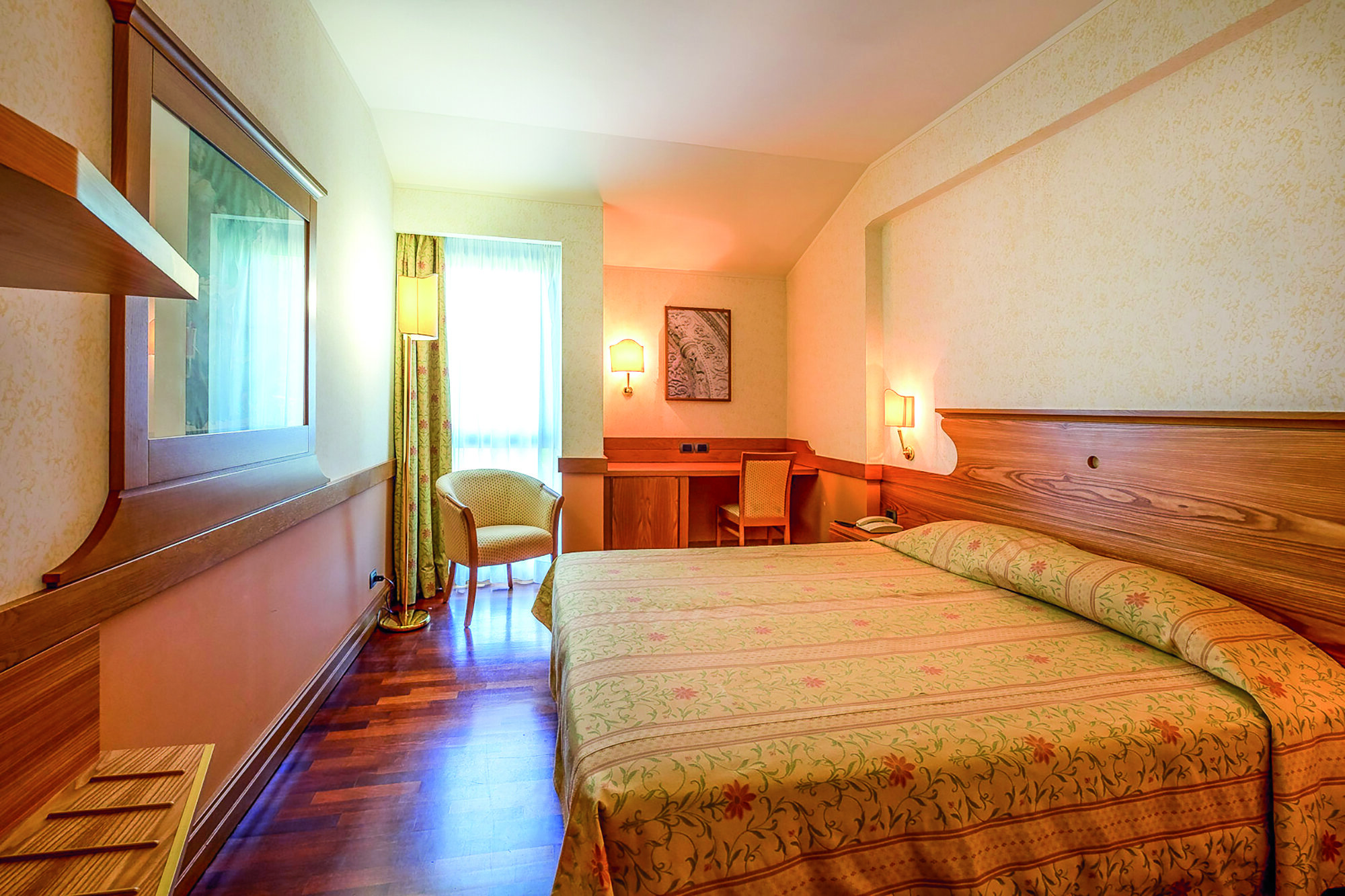 BV Grand Hotel Assisi 2