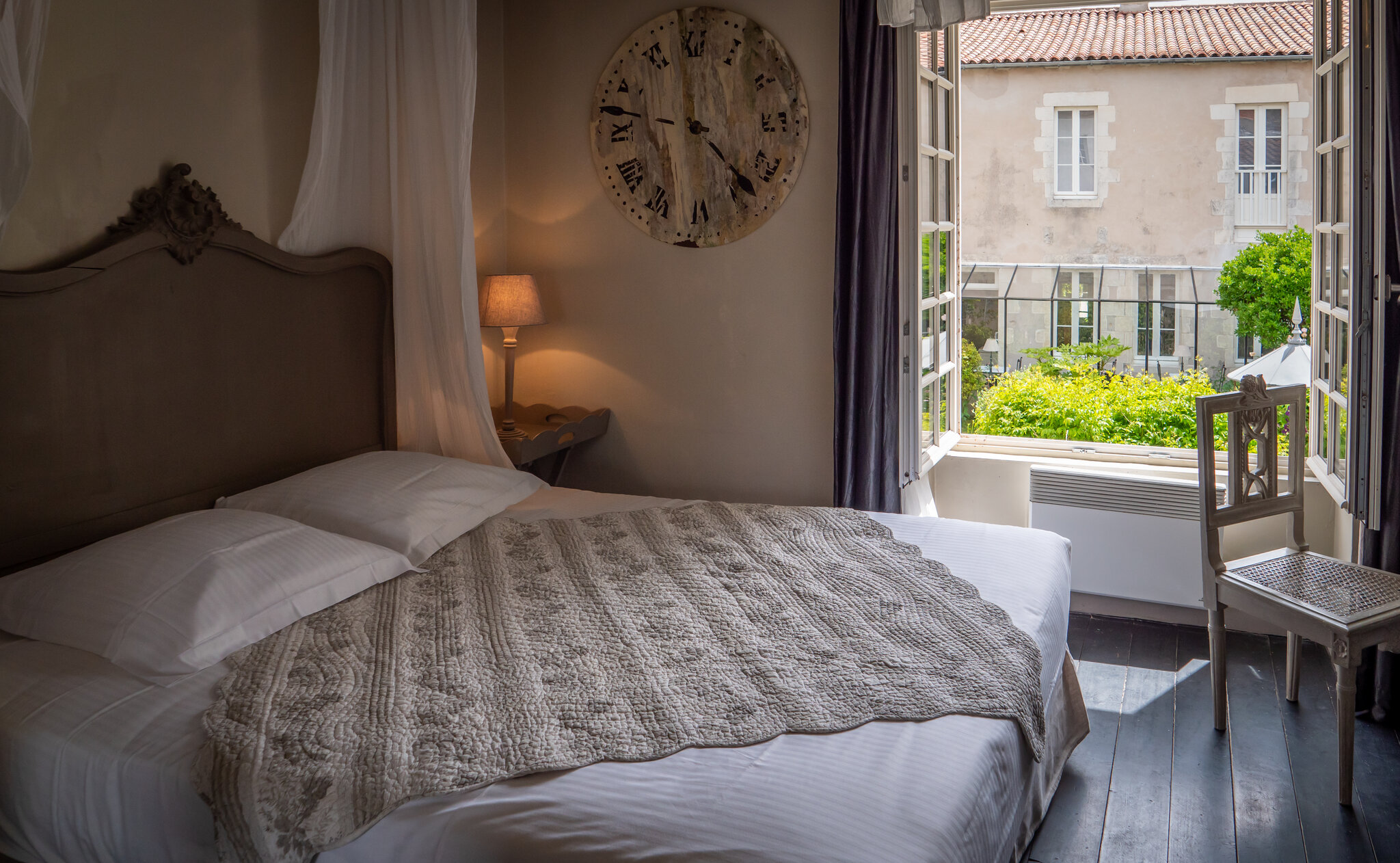 Hôtel de la Maison Douce 2
