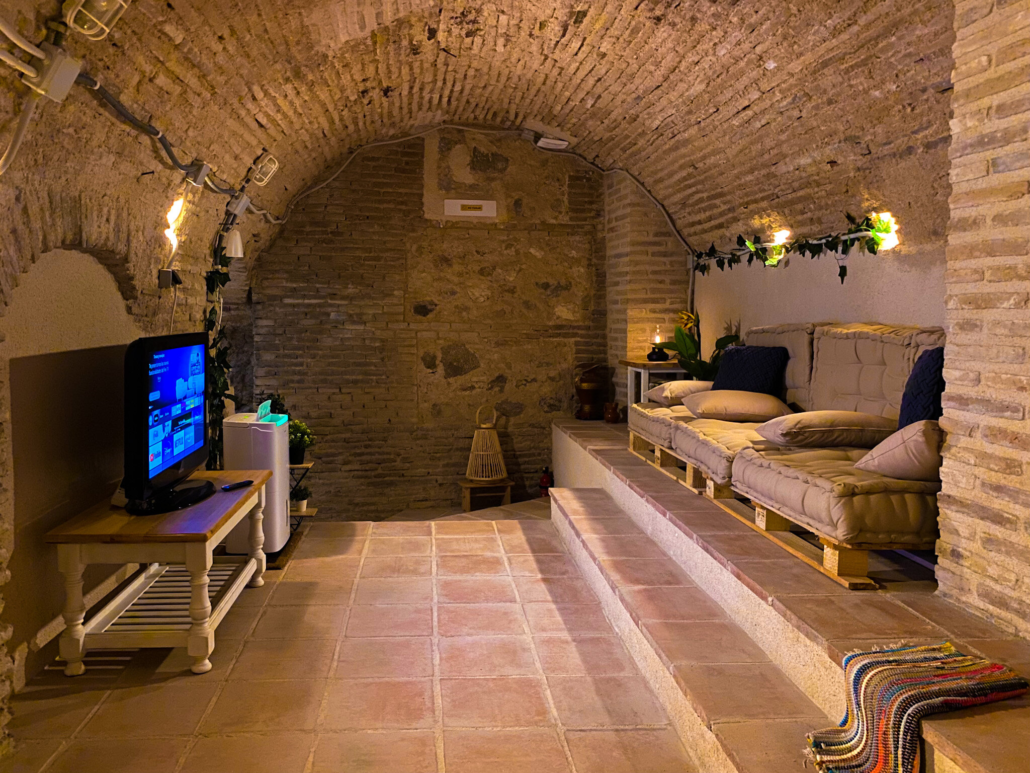 Suite Cueva Romana