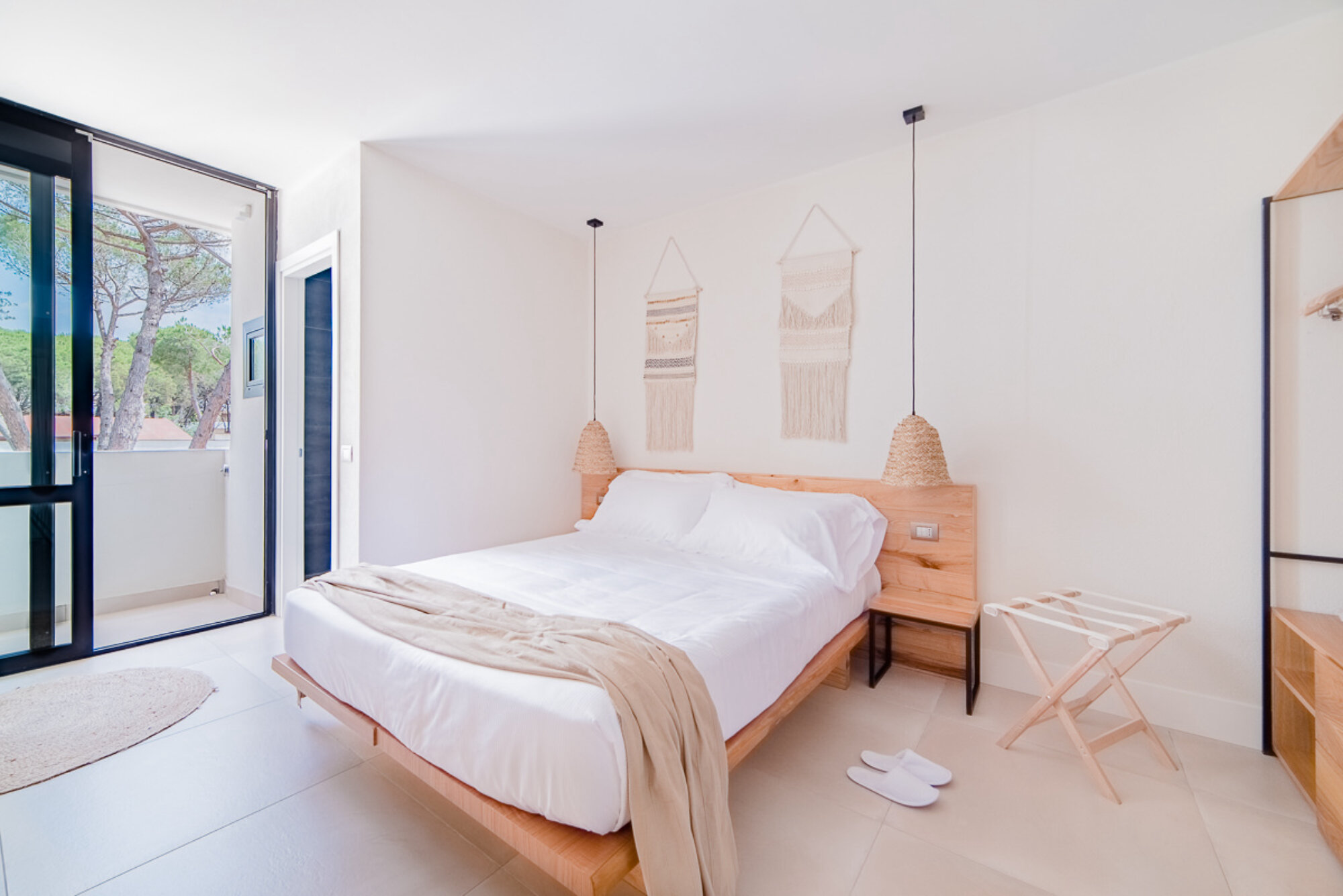 Cumeja Beach Club & Hotel 2