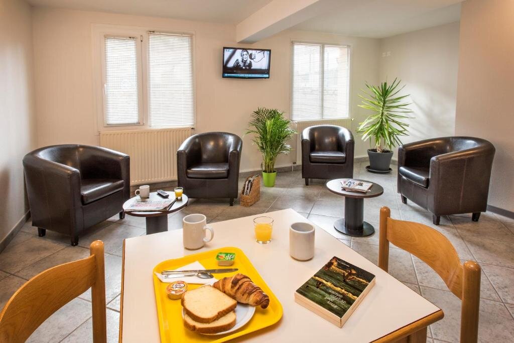 Brit Hotel Essentiel Mende 3