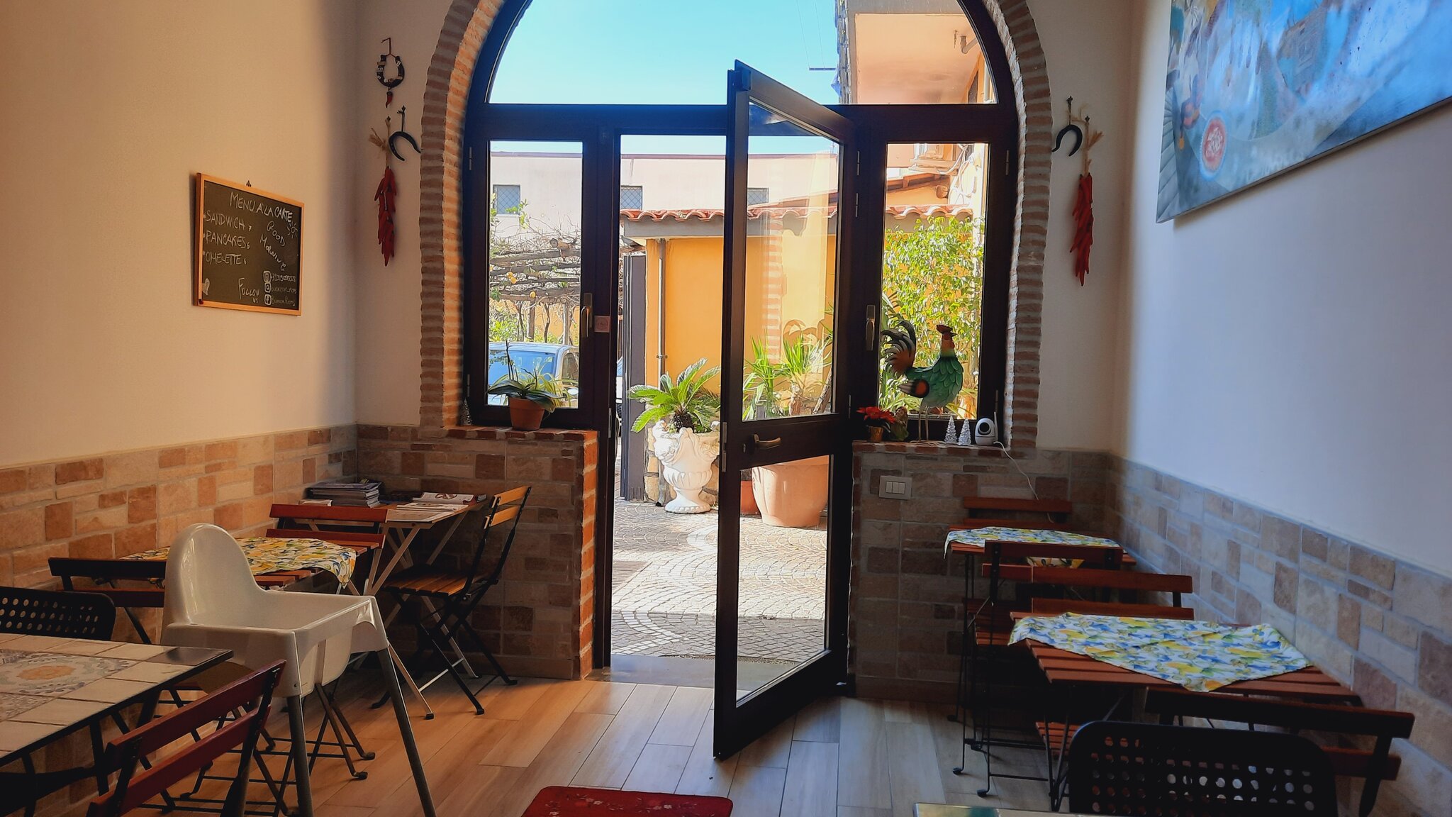 Buonocore Rooms Bed & Breakfast 2