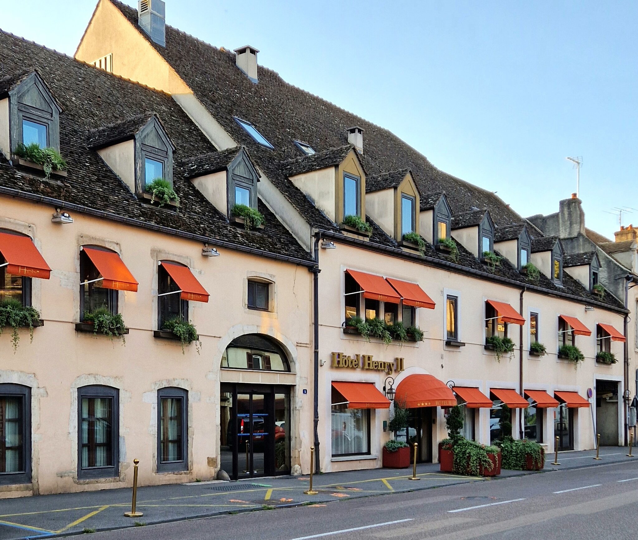 Hôtel Henry II Beaune Centre