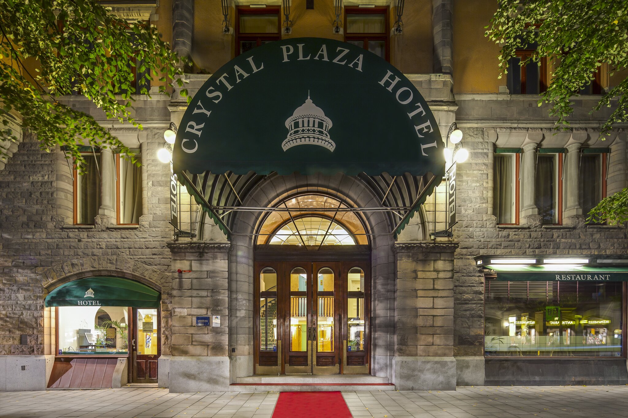 Crystal Plaza Hotel 2