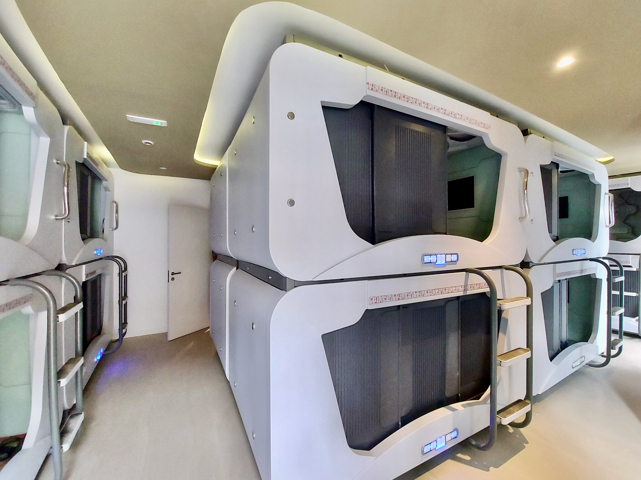 Atypicap Capsule Hostel