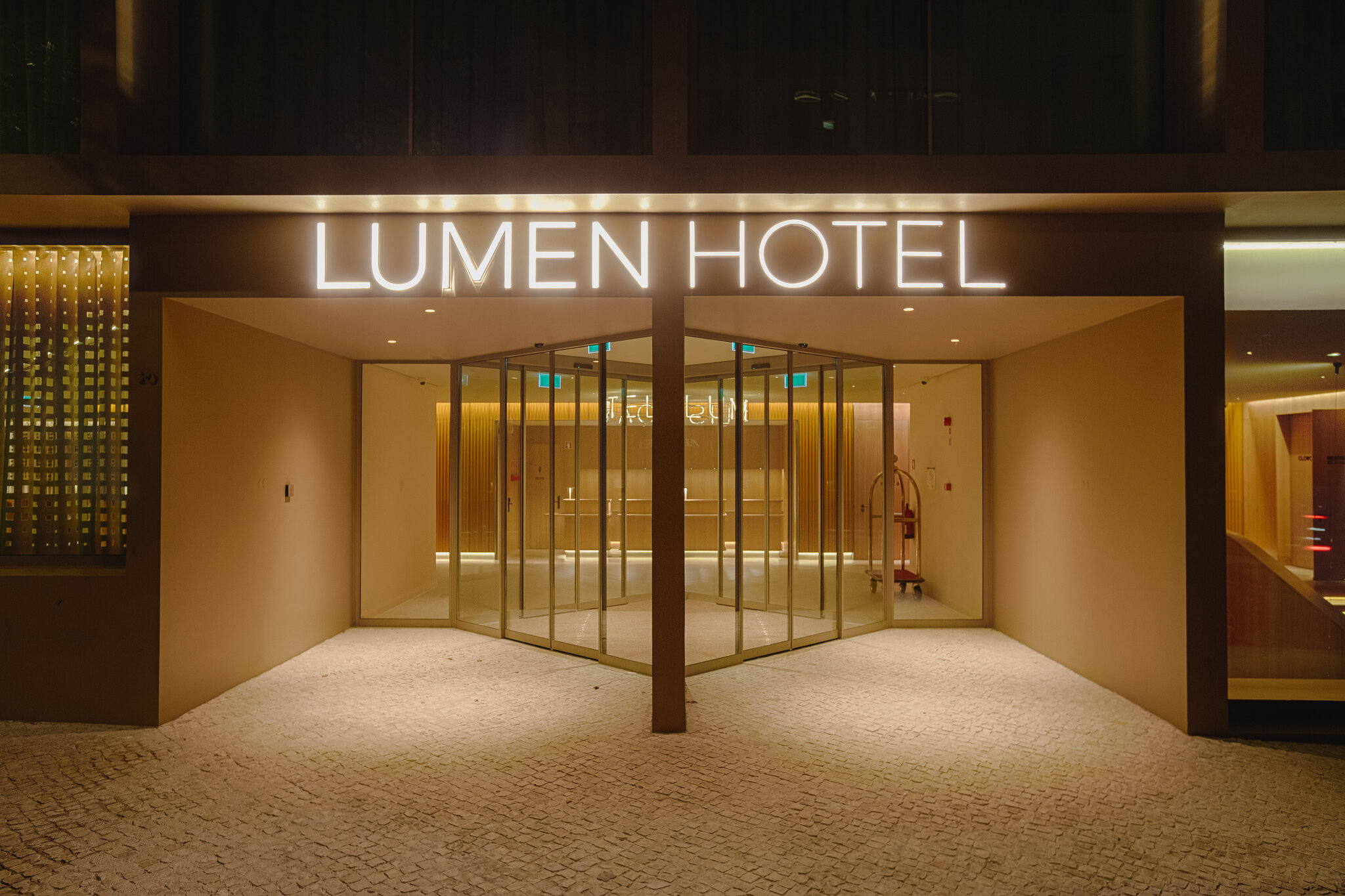 Lumen Hotel & The Lisbon Light Show 2