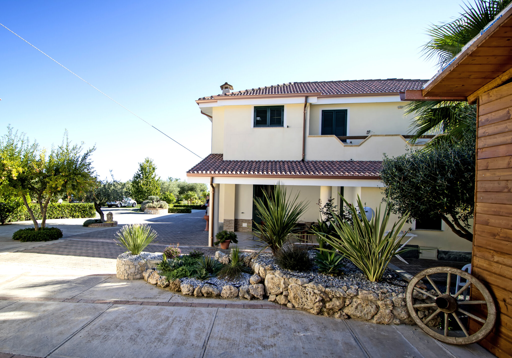 Villa Garden 2