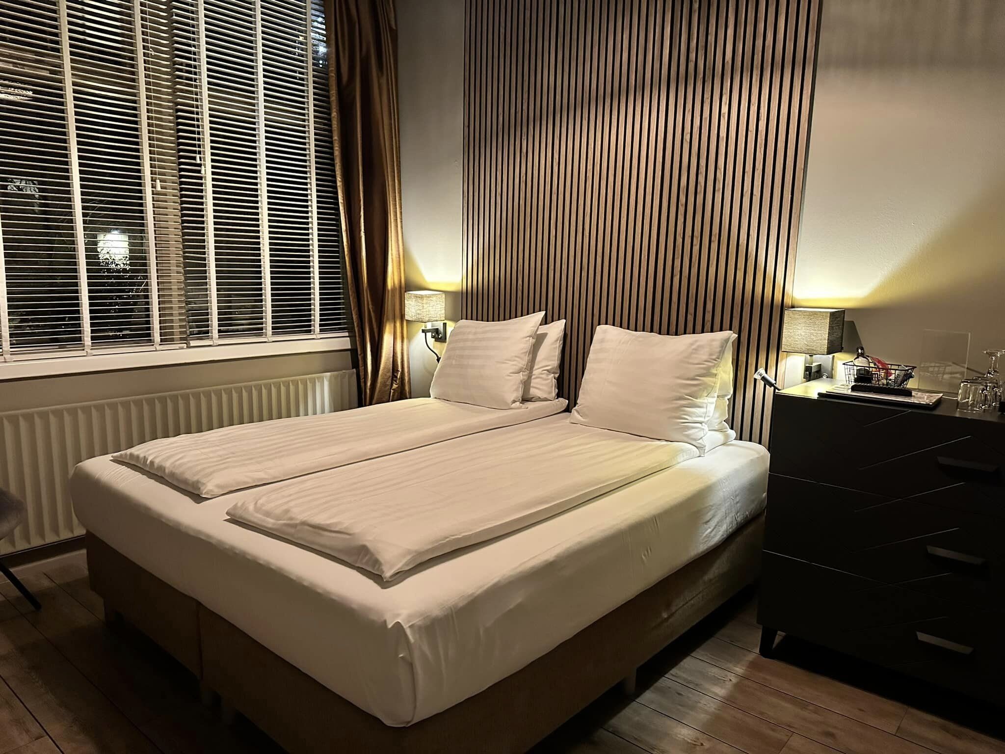 Hotel Buren 2