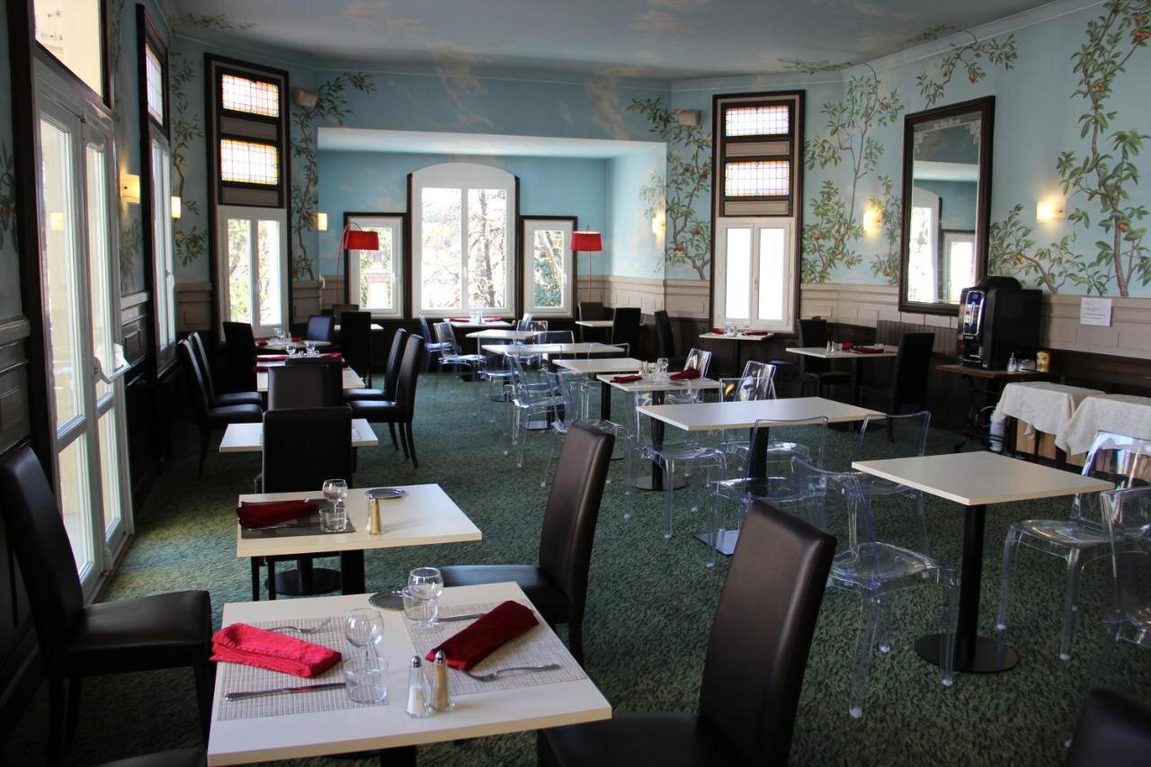 Hôtel des Thermes Lamalou les Bains 4
