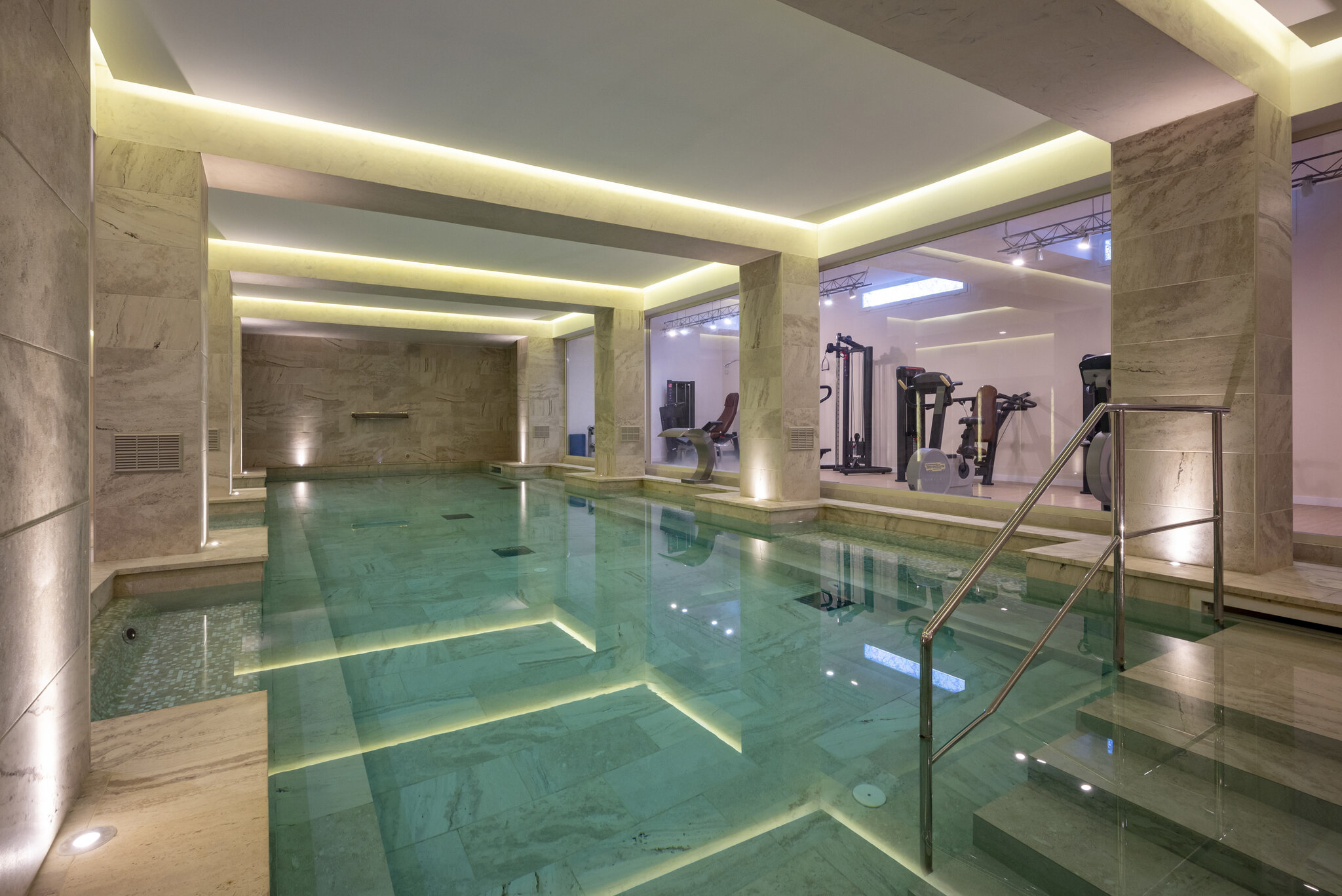 Hotel Grandvca 2