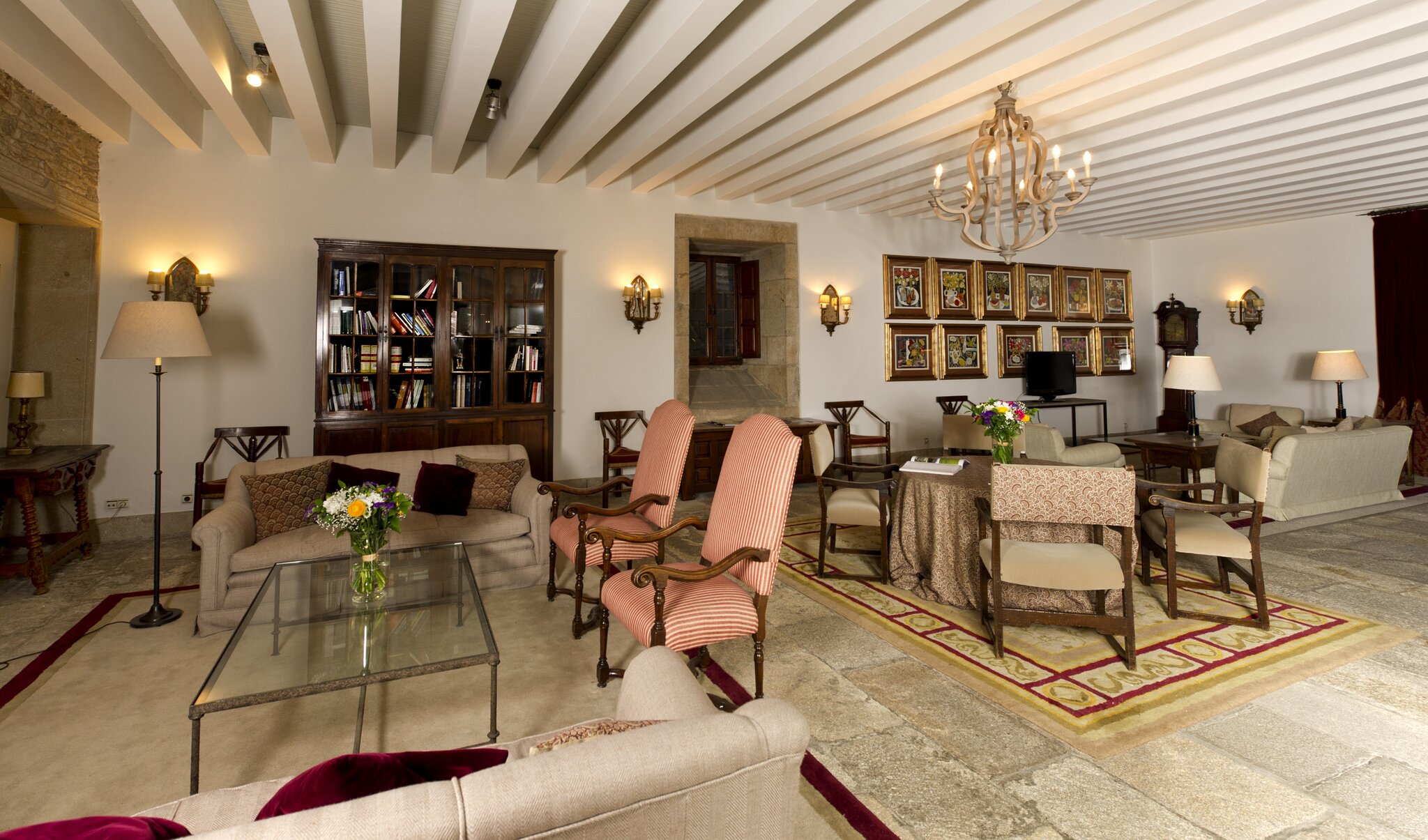 Parador Hostal Dos Reis CatólicosG.L.