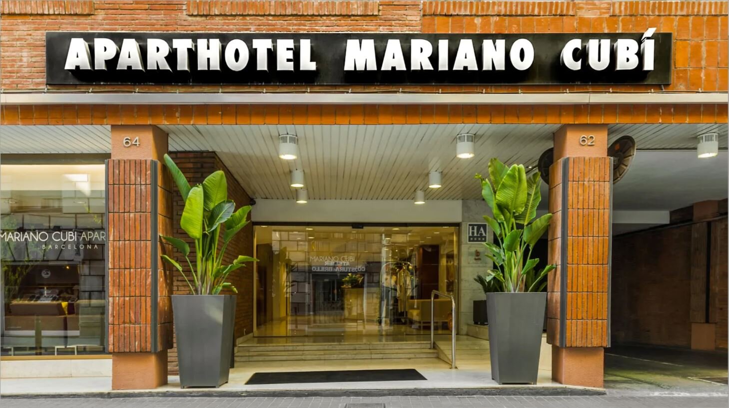 Aparthotel Mariano Cubí 2