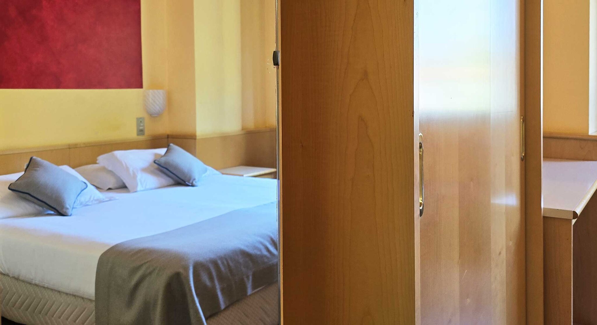 Mokinba Hotels Sant'Ambroeus 4
