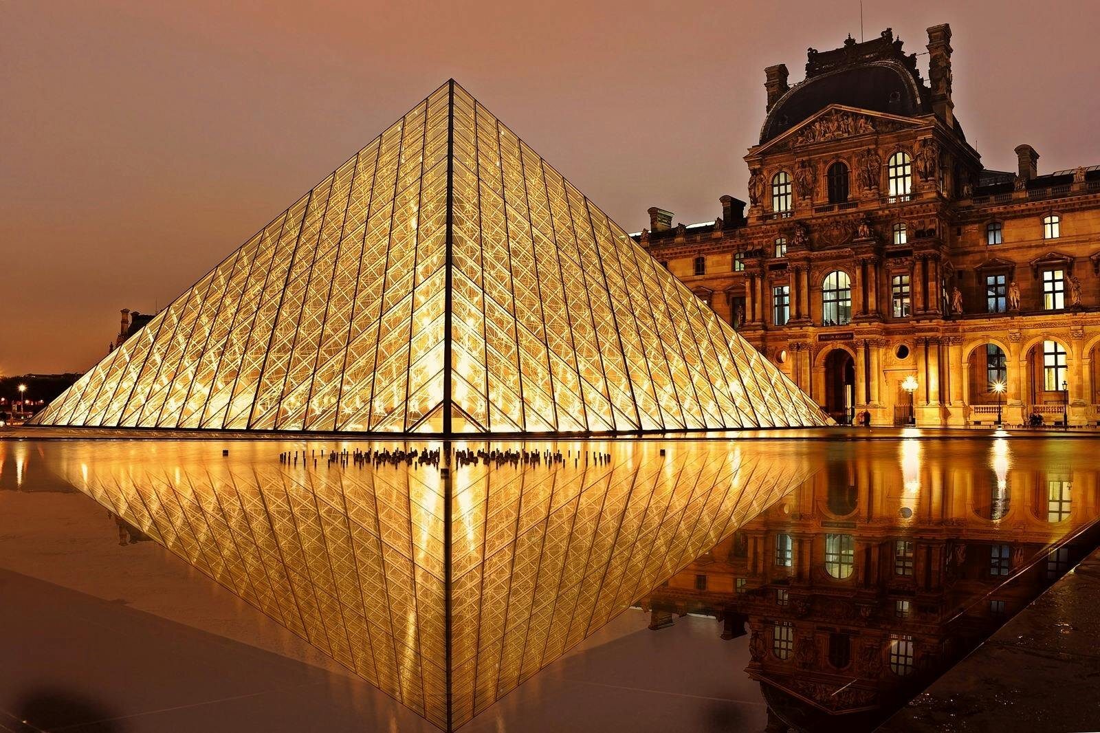 Club Tour - Paris