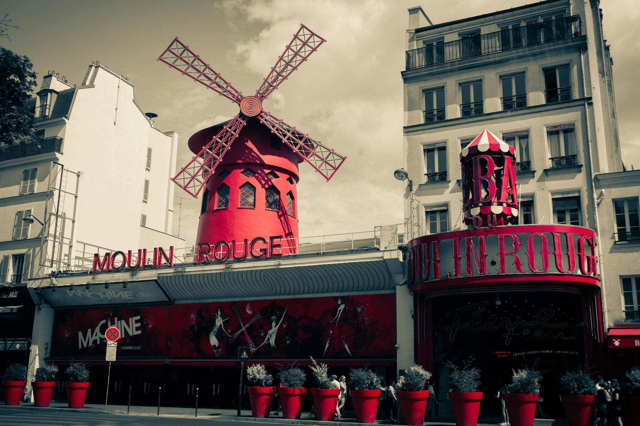 Club Tour - Paris 5