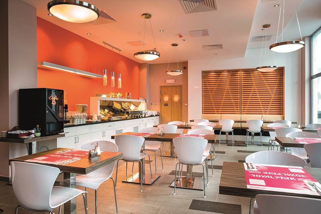 Royal Park Hotel Budapest 4 2