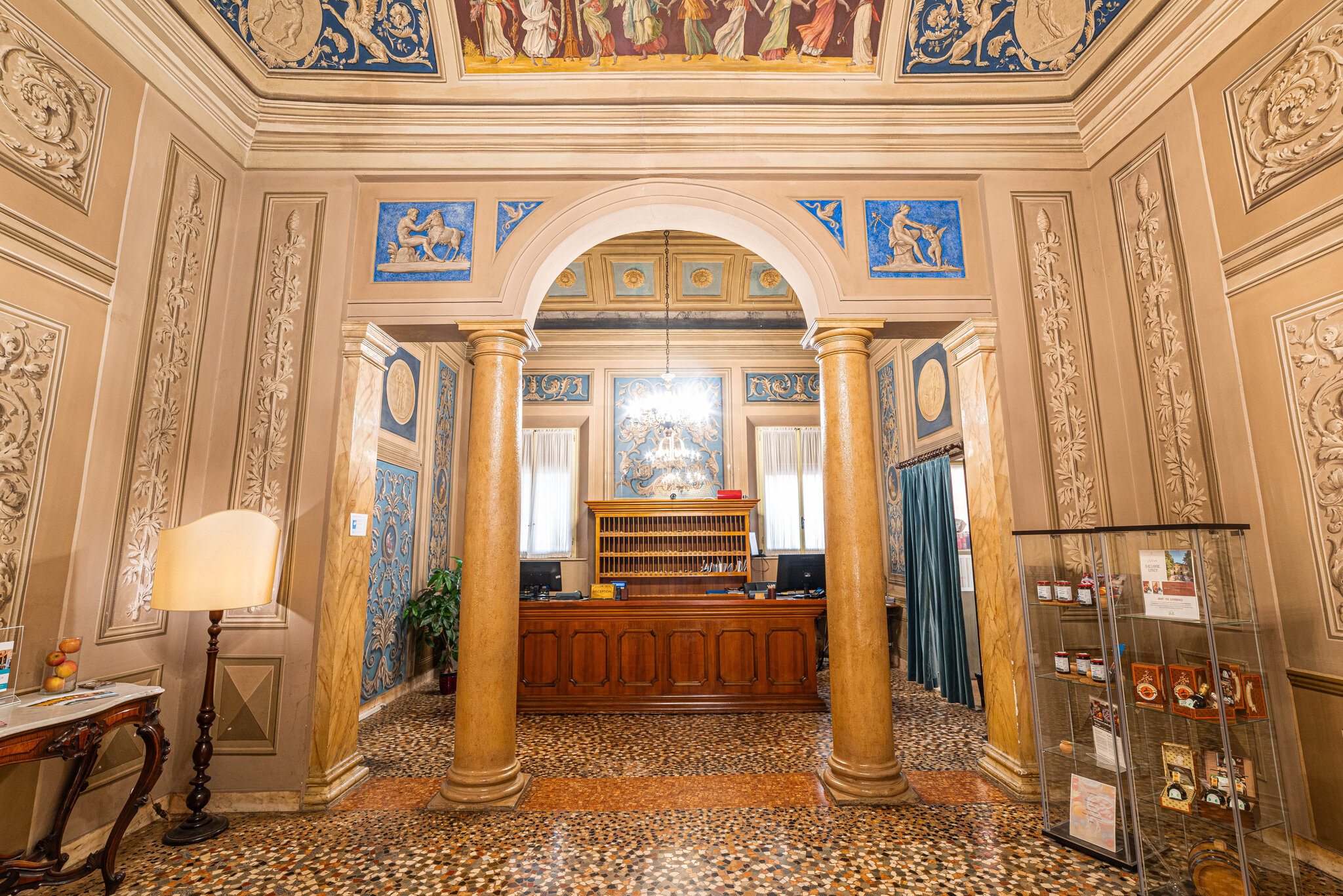 Phi Hotel Canalgrande Modena 4