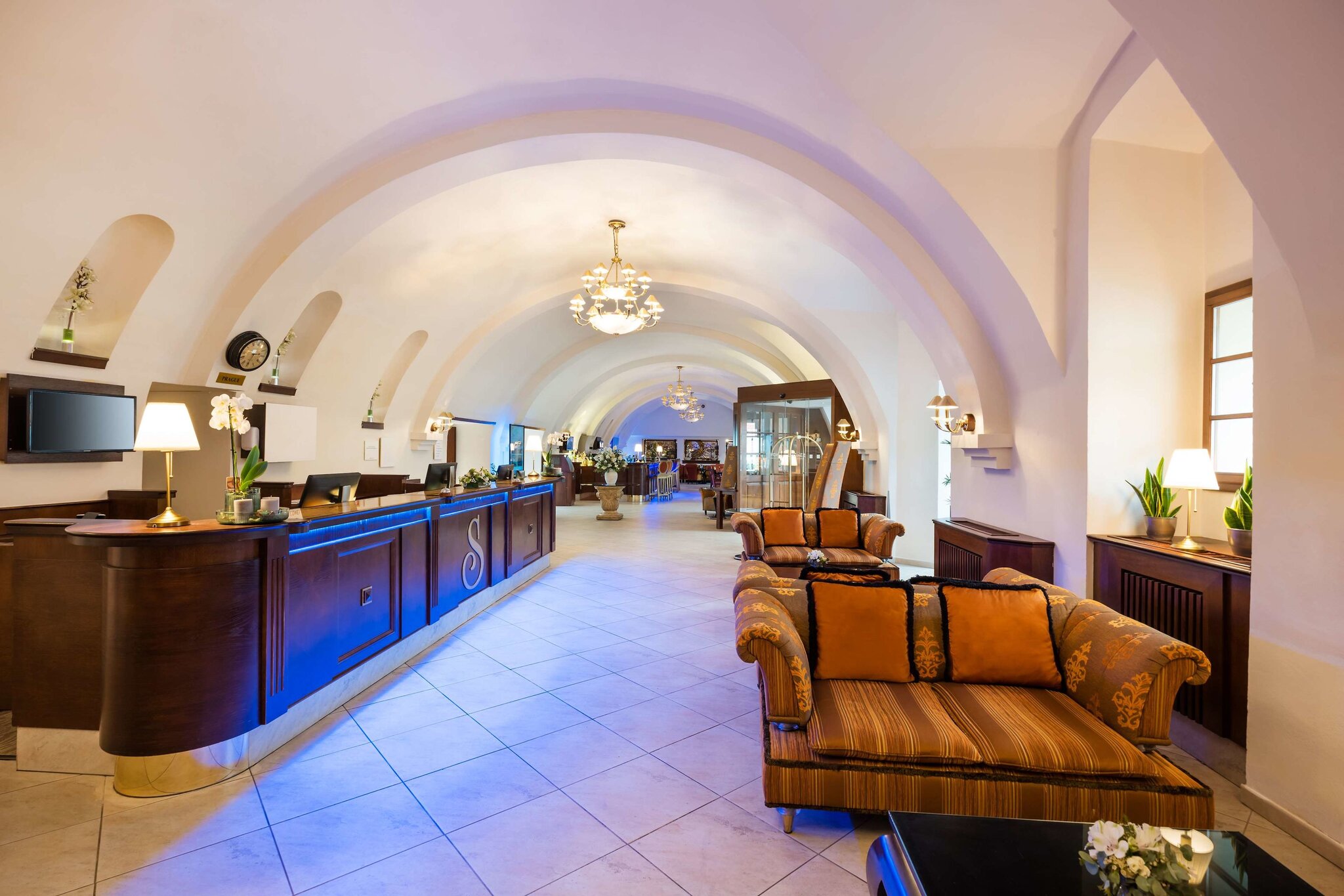 Lindner Hotel Prague Castle 4