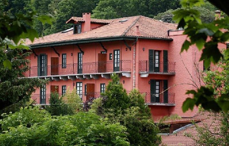 Hotel Churrut 4