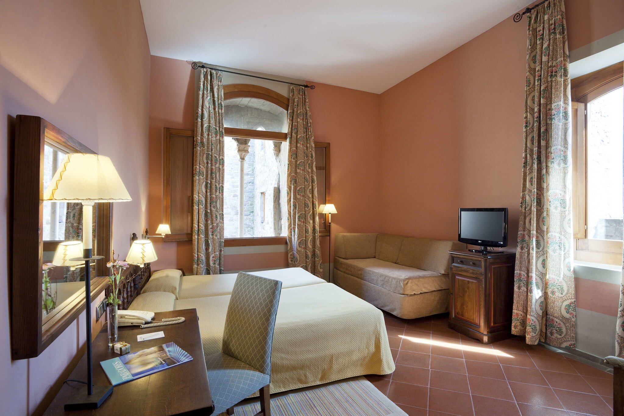 Parador de Cardona 3