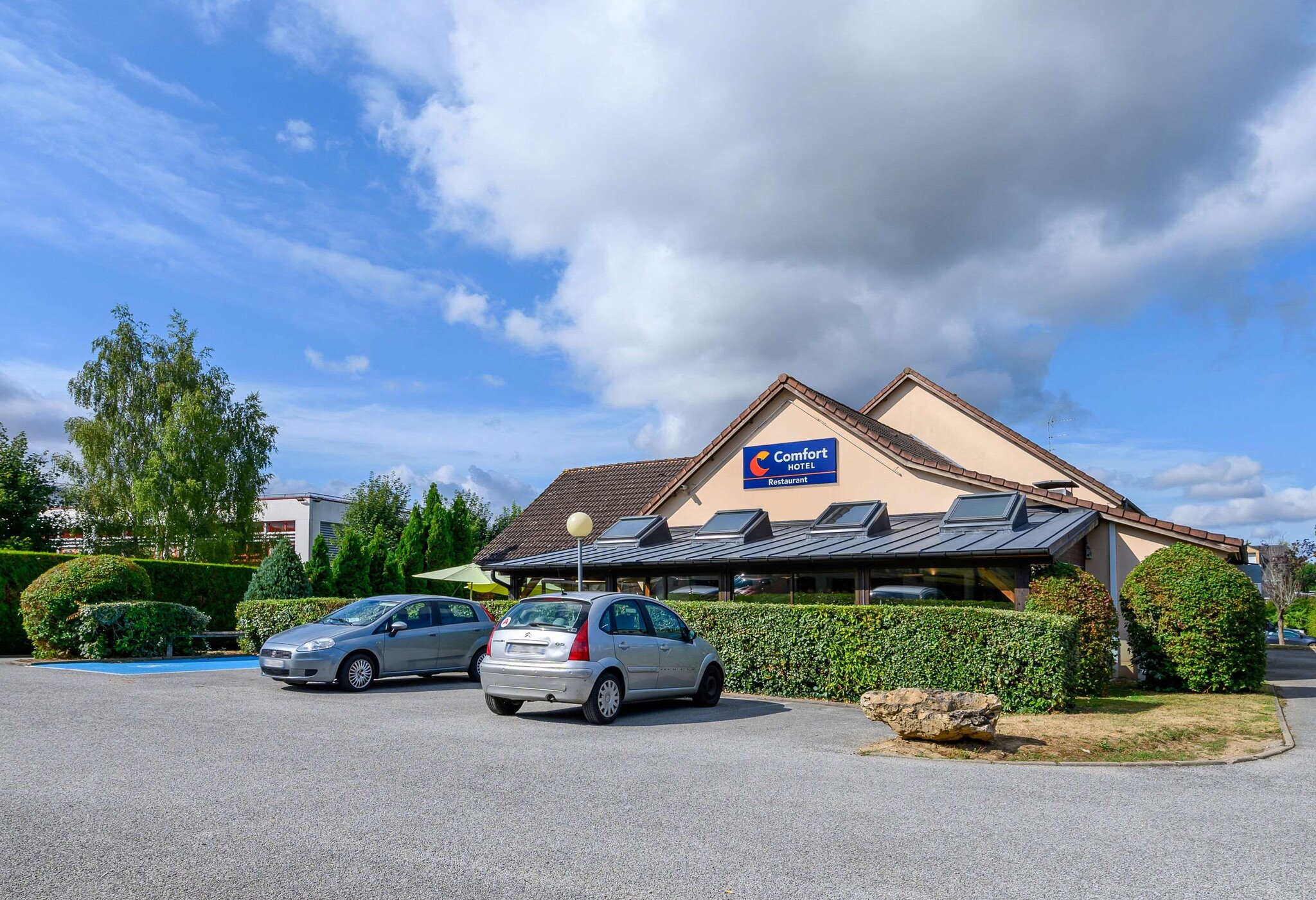 Comfort Hotel Évreux 5