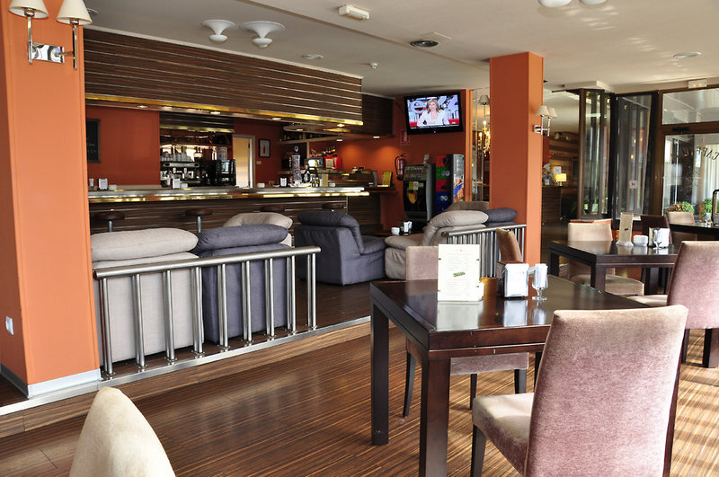 Hotel Santiago Apóstol 3