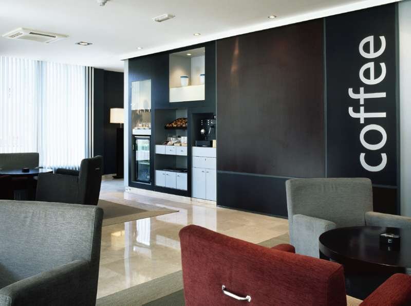 Hotel Ciutat Martorell 5