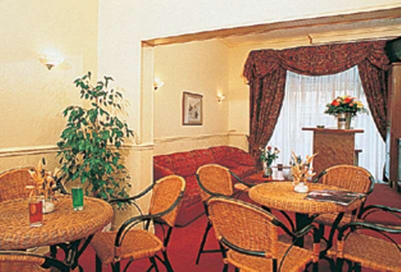 The Originals City, Hôtel Le Savoy, Caen 4