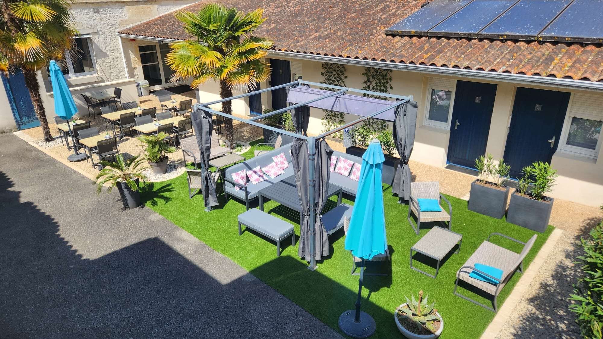 Hôtel le Cheval Blanc 3