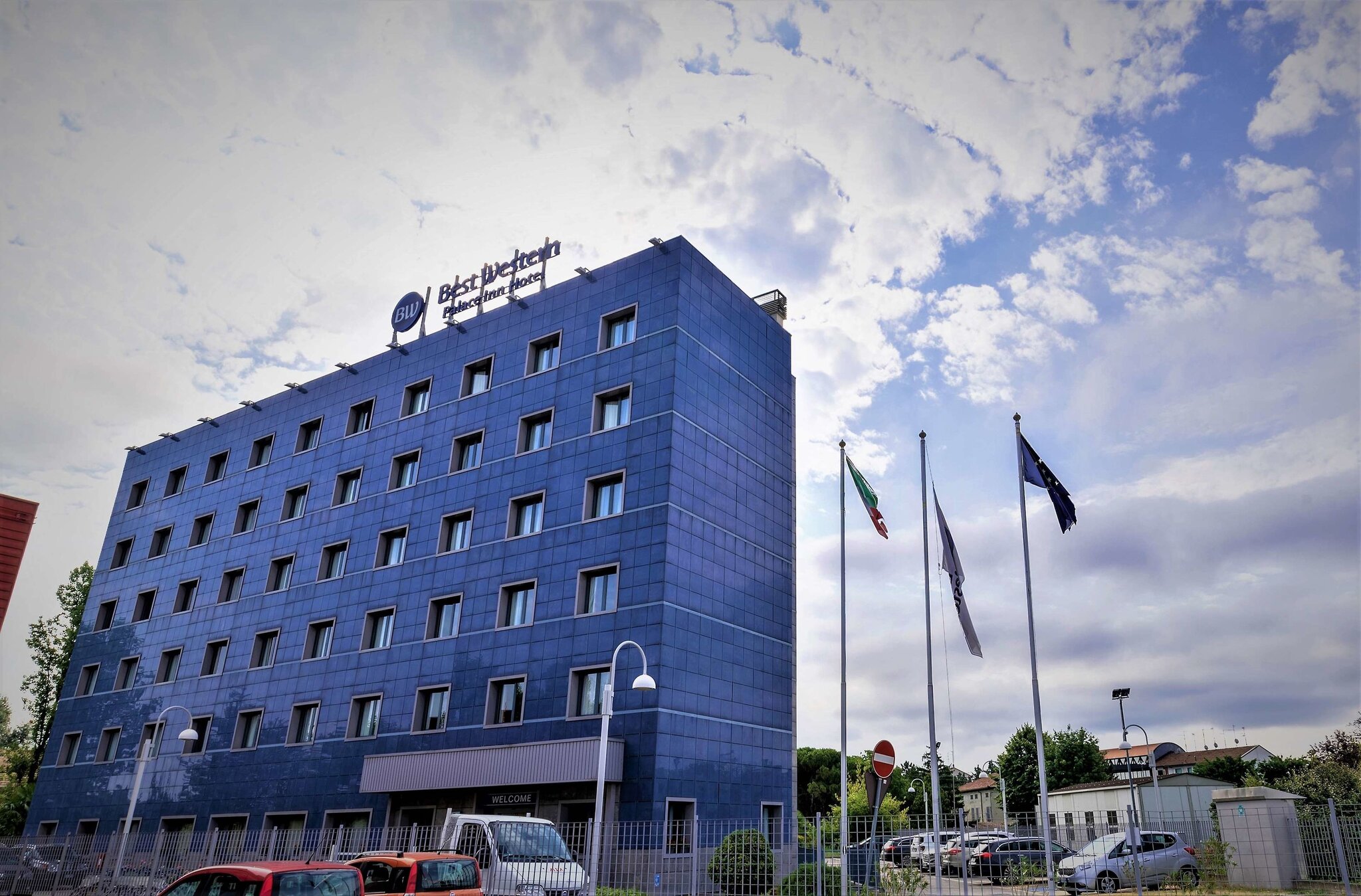 Best Western Palace Inn Hotel 4