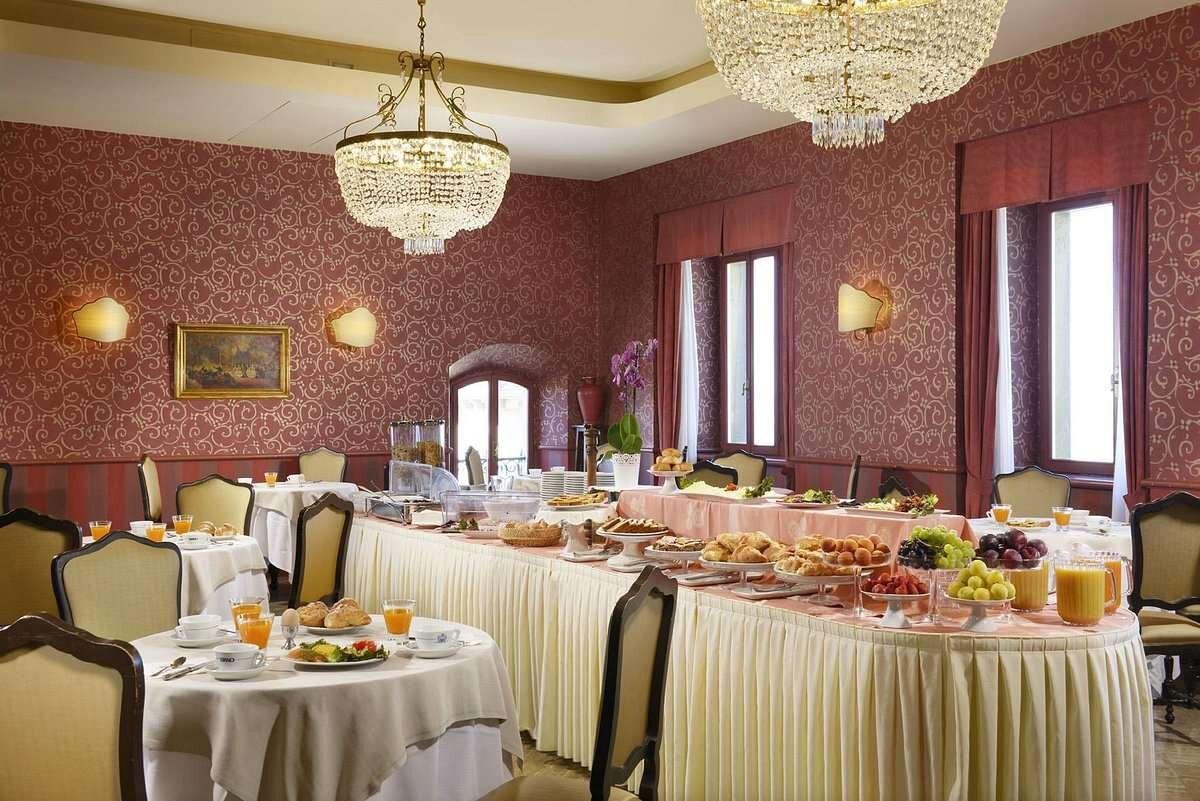 Hotel Titano 5