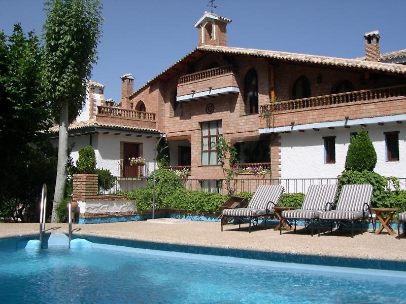 Hotel Rural Convento Santa María de la Sierra 4