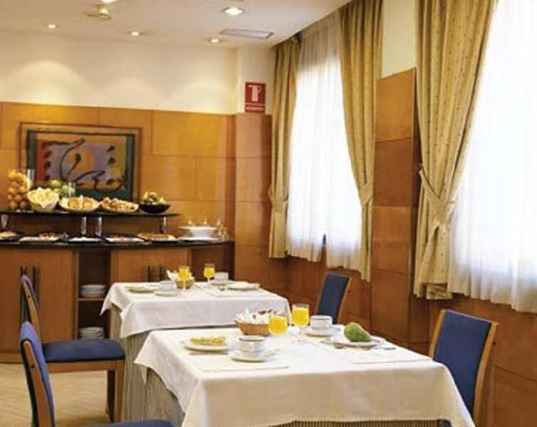 Hotel Villacarlos 4