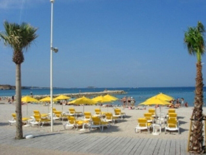 Hôtel Adonis Six-Fours-les-Plages 5